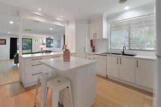 The Corner Cottage - Quaint & Cosy Charm - 1