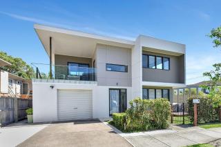 The Snug on Mosbri - Heart of CBD - 4