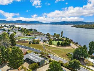 LakeShore - Jindabyne Holiday Home - 8