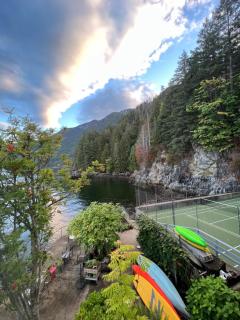 Whales house - 9