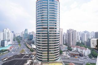 Tyms Xujiahui Premium 3BR 2BA APT - 9