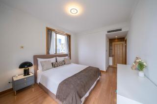 Tyms 3BR 2BA APT Gubei Royal Garden - 5