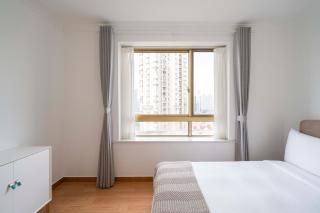 Tyms 3BR 2BA APT Gubei Royal Garden - 4