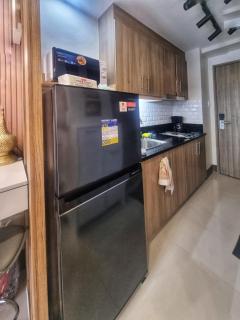 Luxe Studio at Fame Residences Malls, CBDs and More - 3
