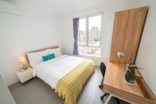 Tyms Prime 2BR APT Xujiahui Garden - 8