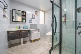 Tyms Prime 2BR APT Xujiahui Garden - 1