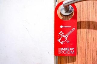 RedDoorz at Mayjen Sungkono Surabaya - 3