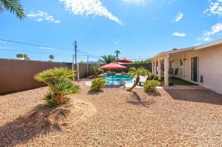 Serene Stay War Eagle Pool Games Family Fun - 2