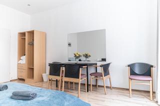 Comfy 2BR Apartment TV & WIFi Suitable for Long Stay - 3