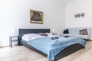 Comfy 2BR Apartment TV & WIFi Suitable for Long Stay - 3