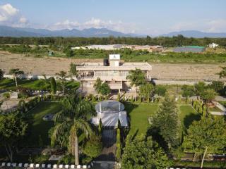 Nature's Nest Resort - 0