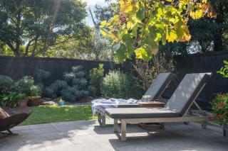 Blairgowrie Beach House a Family Getaway with Firepit - 3