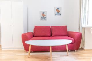 Elegant Urban 1BR Apartment Near Top Attractions - 9