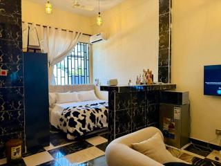 MALAIKA HOUSE Apartments - 2