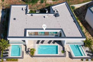 Mukalba Palm Villas with Pools - 9