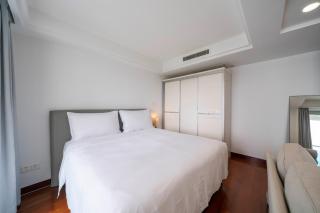 Tyms Xujiahui Modern 1BR APT - 9