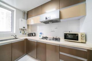 Tyms Xujiahui Modern 1BR APT - 3
