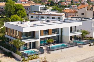 Mukalba Palm Villas with Private Pool and Sea View - 0