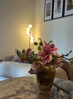 A chic apartment by Afra Paje - 7