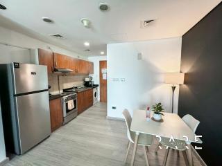 Rare Holiday Homes - Lake View - The Crescent Tower - Dubai Production City - R712 - IMPZ - 6
