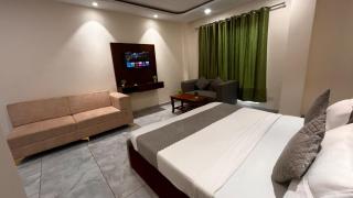 Hotel Royal Residency - 2