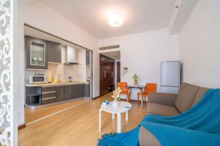 Tyms Stylish 1BR APT Xujiahui Jiahui International - 0