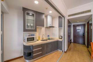 Tyms Stylish 1BR APT Xujiahui Jiahui International - 6