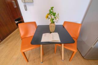 Tyms Stylish 1BR APT Xujiahui Jiahui International - 4