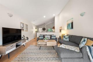 Treeos - Town, The River & Forest at your feet NEW - 9