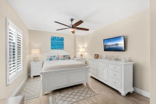 1045 Wave Crest Avenue - 3