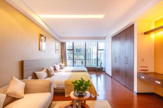 Aixin Yangtze River International Apartment - 4