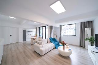 Tyms Parisian 2BR APT Paris Classic - 2