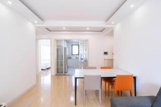Tyms 2BR APT Xujiahui Dacheng Residence - 2