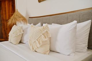 Mawimbi Zanzibar - 1