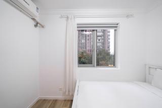 Tyms Elegant 4BR 2BA APT Riverside - 7