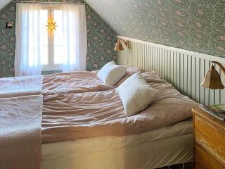 7 person holiday home in HALLABRO - 9