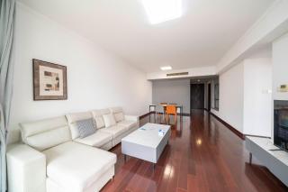 Tyms 2BR APT Hongqiao Yucui Garden - 1