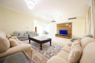 Wecation - 5BR Villa With Private Swimming Pool - 4