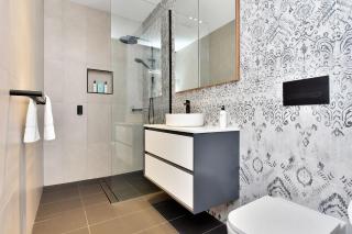 Knock Knock - Where City Meets Chill - 4