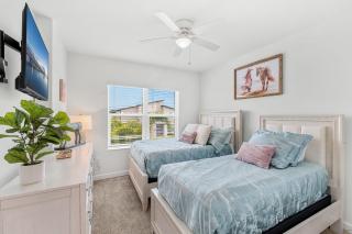 435 Strand Dr - 7