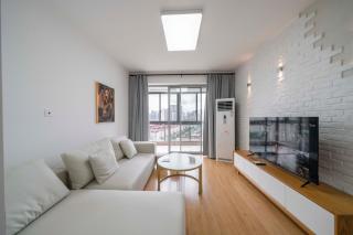 Tyms 2BR APT Riverside Garden - 0