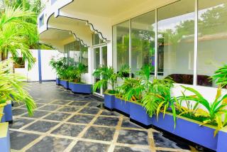 Royal Beach Hotel - 0