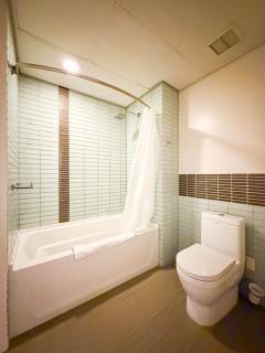 Relax and recharge in this elegant 2BR loft - 108 - GL - 6