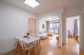 Tyms 2BR APT Riverside Garden - 0