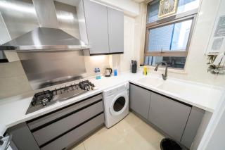 Tyms 1BR APT Hongqiao Yucui Garden - 5