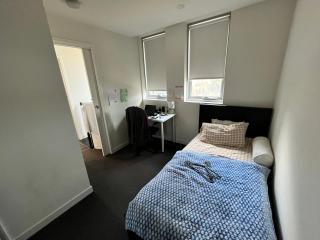 Comfort & Space in a Central Two-Floor Apartment - 2