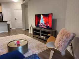 Spacious 1bdr in Mid-Wilshire KING bed Parking & Gym FREE - 5