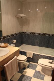 Hotel Las Moreras - León - 8
