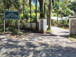 Garden of Eden Cottages and Guest House - 8