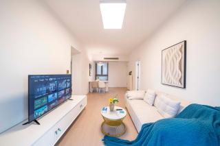 Tyms Stylish 1BR APT Yucui Garden - 7